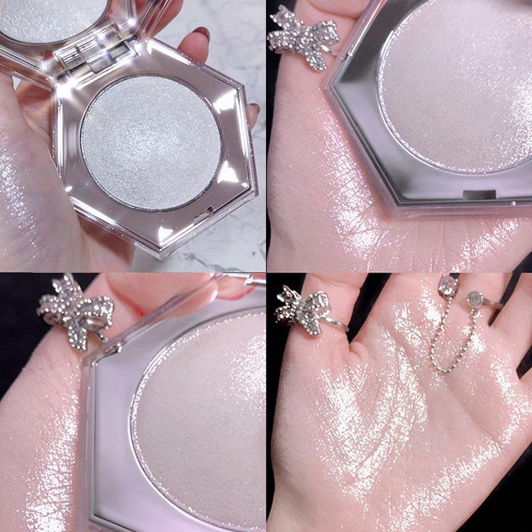 Helen Beauty Diamond Highlight Powder Cream Matte Powder Grooming Disc Natural Pearlescent Brightening Cosmetics
Helen Beauty Diamond Highlight Powder Cream Matte Powder Grooming Disc Natural Pearlescent Brightening Cosmetics