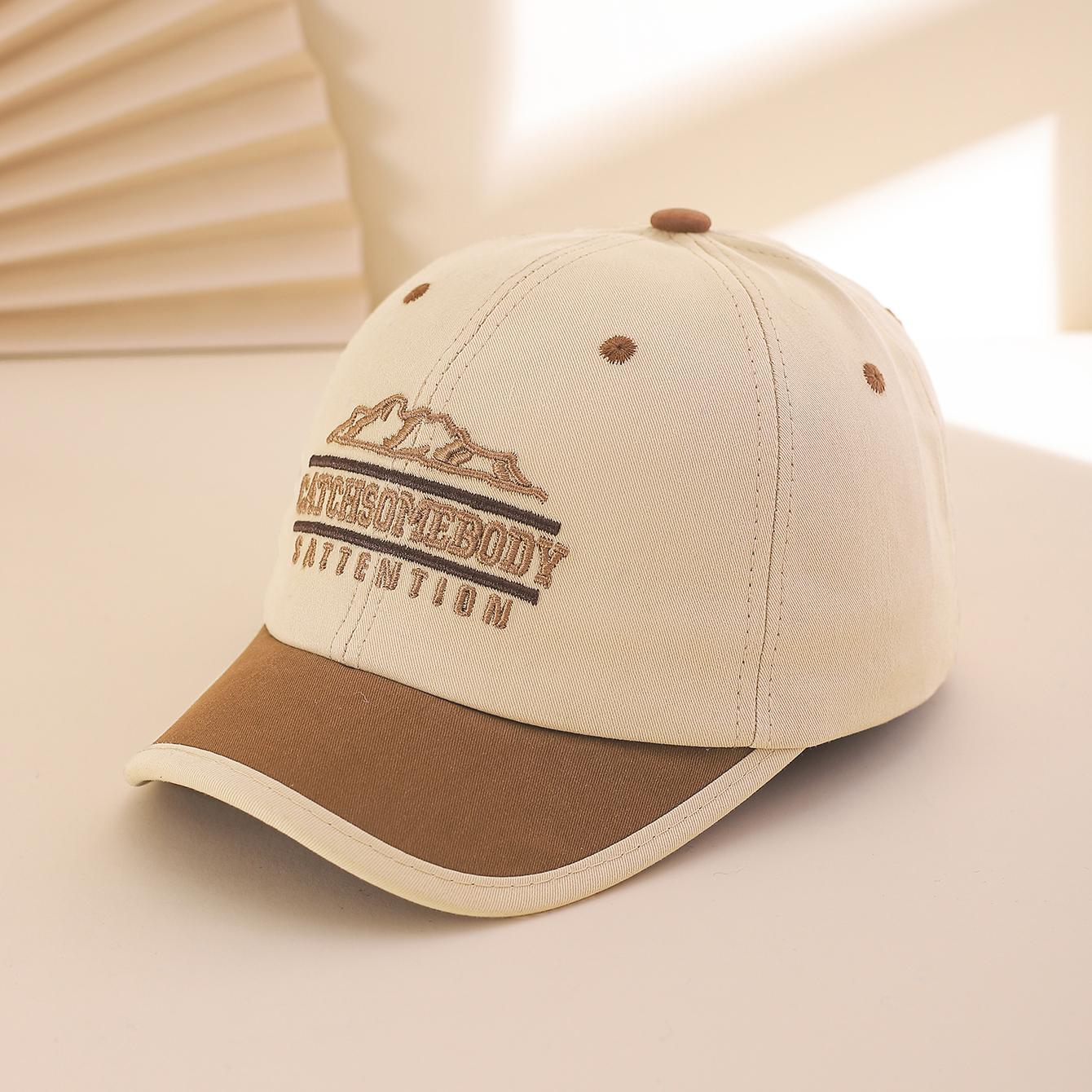 Fashion Embroidered Letter Patched Mountain Peak Short Brim Baseball Cap, Soft Top Adjustable Snapback Hat for Outdoor Cycling One Size
Fashion Embroidered Letter Patched Mountain Peak Short Brim Baseball Cap, Soft Top Adjustable Snapback Hat for Outdoor Cycling One Size