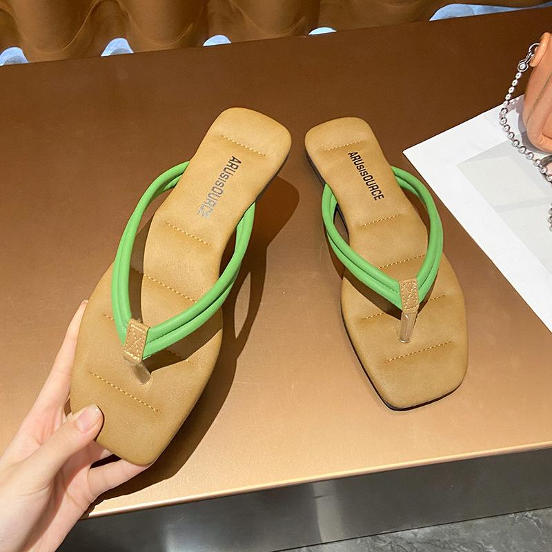 Foreign trade large size flip-flops women s 2024 summer and autumn new fashion outer wear comfortable beach cool slippers 43 зелений
Foreign trade large size flip-flops women s 2024 summer and autumn new fashion outer wear comfortable beach cool slippers 43 зелений