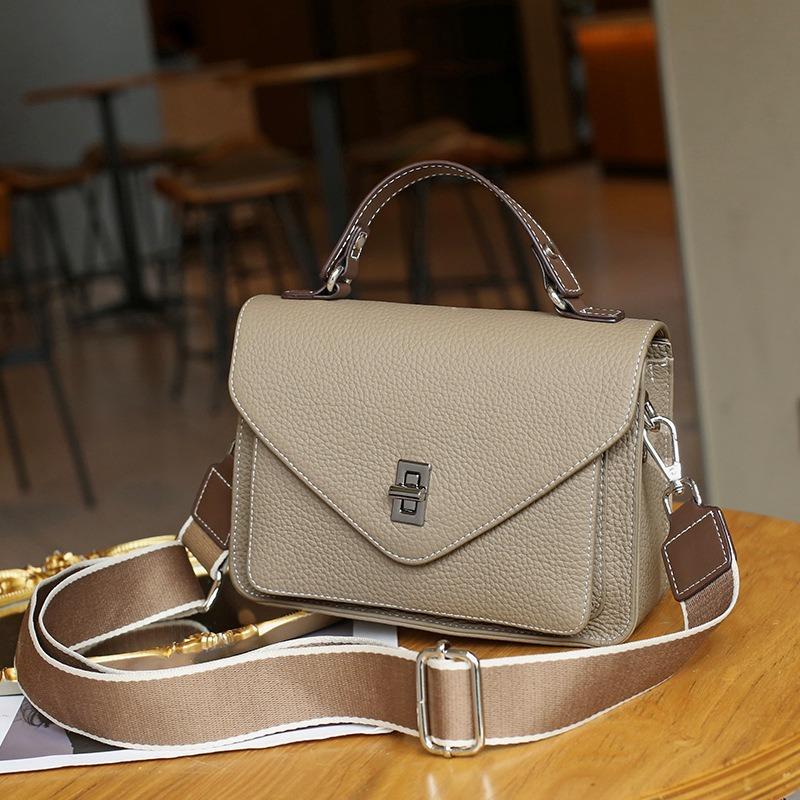 Сумка из коровьей кожи, сумка через плечо, женская сумка для поездок на работу, женская сумка из натуральной кожи, модная легкая роскошная сумка через плечо серый
Сумка из коровьей кожи, сумка через плечо, женская сумка для поездок на работу, женская сумка из натуральной кожи, модная легкая роскошная сумка через плечо серый