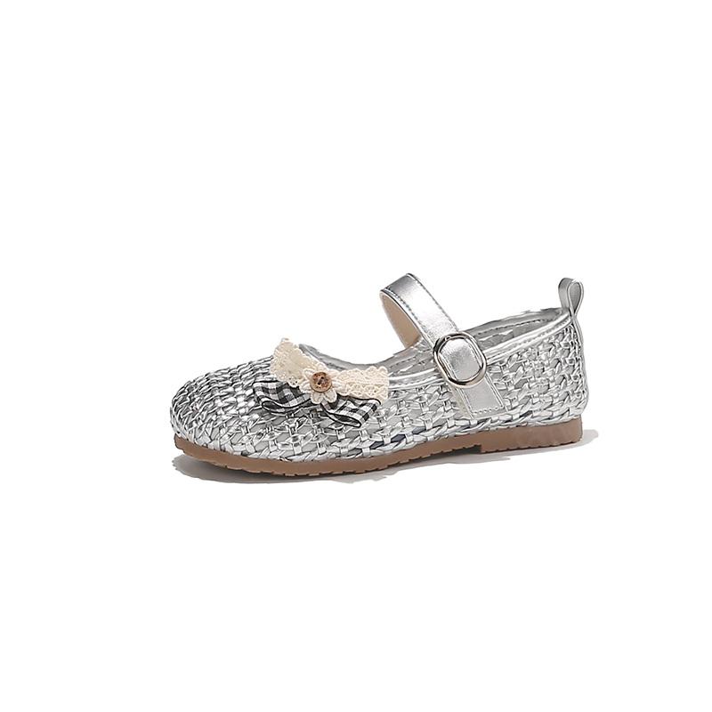 Girls Beach Shoes Hollowed-out Sweet Bows Kids Sandals Versatile Soft Sole Summer New Children Beautiful Shoes Korean Style 24
Girls Beach Shoes Hollowed-out Sweet Bows Kids Sandals Versatile Soft Sole Summer New Children Beautiful Shoes Korean Style 24