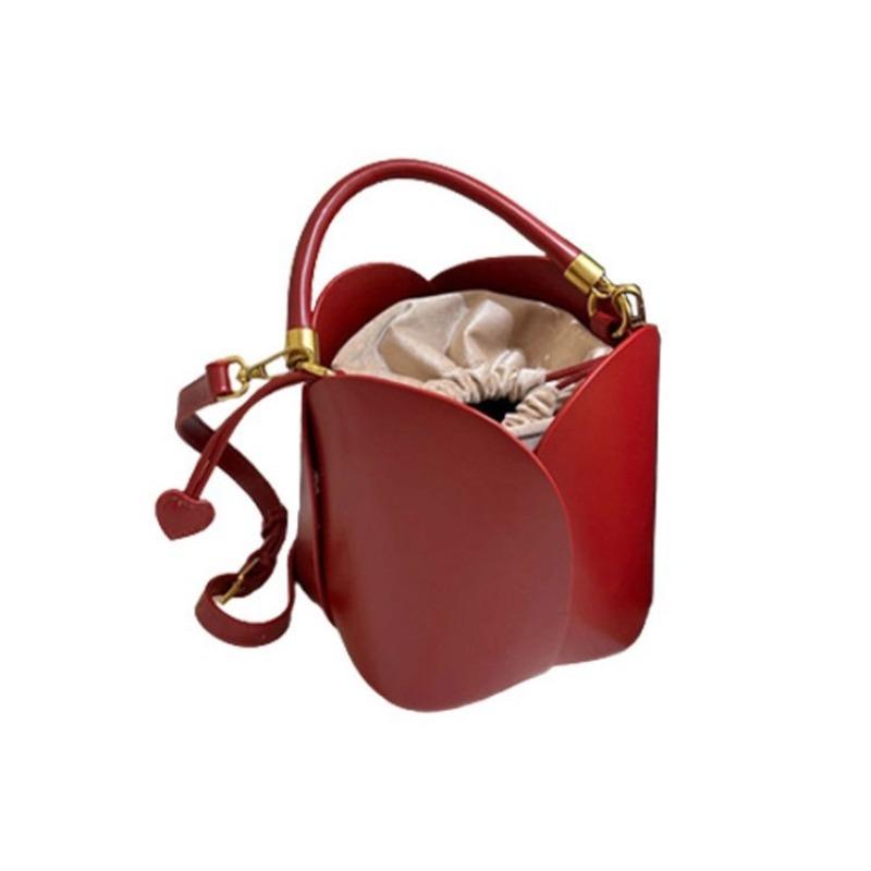 Trendy Red Bridal Petals Handheld Bucket Bag High-texture PU Women s Drawstring Baskets Bag Pretty Flower Ladies Messenger Bags Wedding Evening Bags красный
Trendy Red Bridal Petals Handheld Bucket Bag High-texture PU Women s Drawstring Baskets Bag Pretty Flower Ladies Messenger Bags Wedding Evening Bags красный