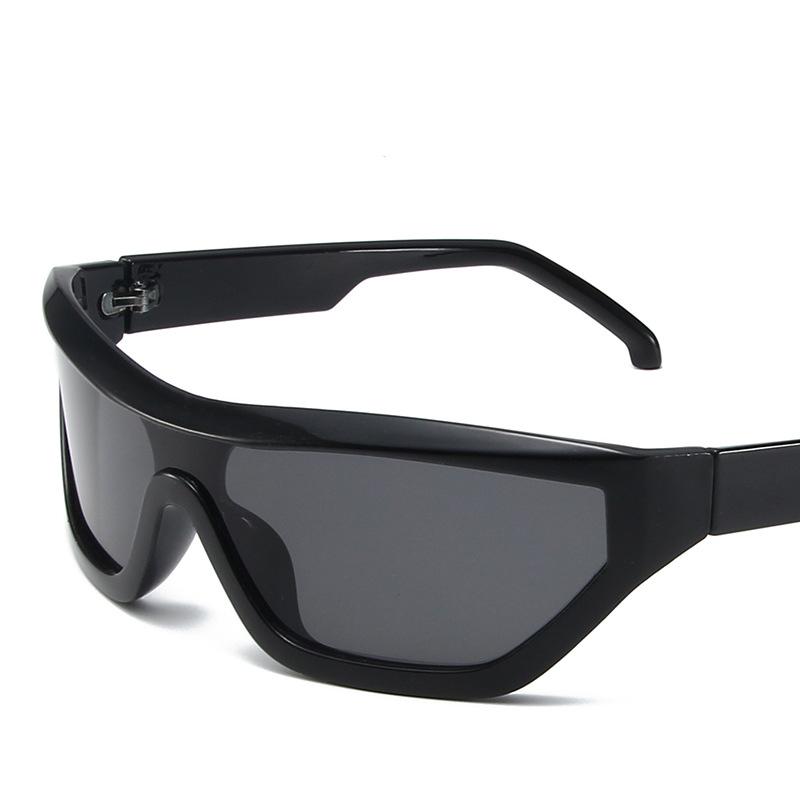 Y2K Punk Premium Designer One Piece Unique Sunglasses For Women For For Men Retro Style Sequin Sunlight Eyeglasses Hip Hop Popular Pink Shades
Y2K Punk Premium Designer One Piece Unique Sunglasses For Women For For Men Retro Style Sequin Sunlight Eyeglasses Hip Hop Popular Pink Shades