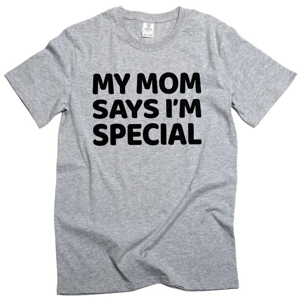 Забавная футболка «Моя мама говорит, что я особенный» с юмористическим текстом и оригинальным графическим принтом M
Забавная футболка «Моя мама говорит, что я особенный» с юмористическим текстом и оригинальным графическим принтом M