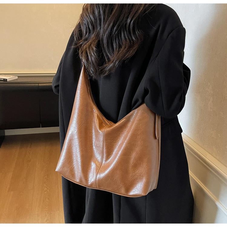 Casual Soft Tote Bag Women s All-matching Shoulder Retro Large Capacity Commuting Cross-body 35x12x38 коричневий
Casual Soft Tote Bag Women s All-matching Shoulder Retro Large Capacity Commuting Cross-body 35x12x38 коричневий