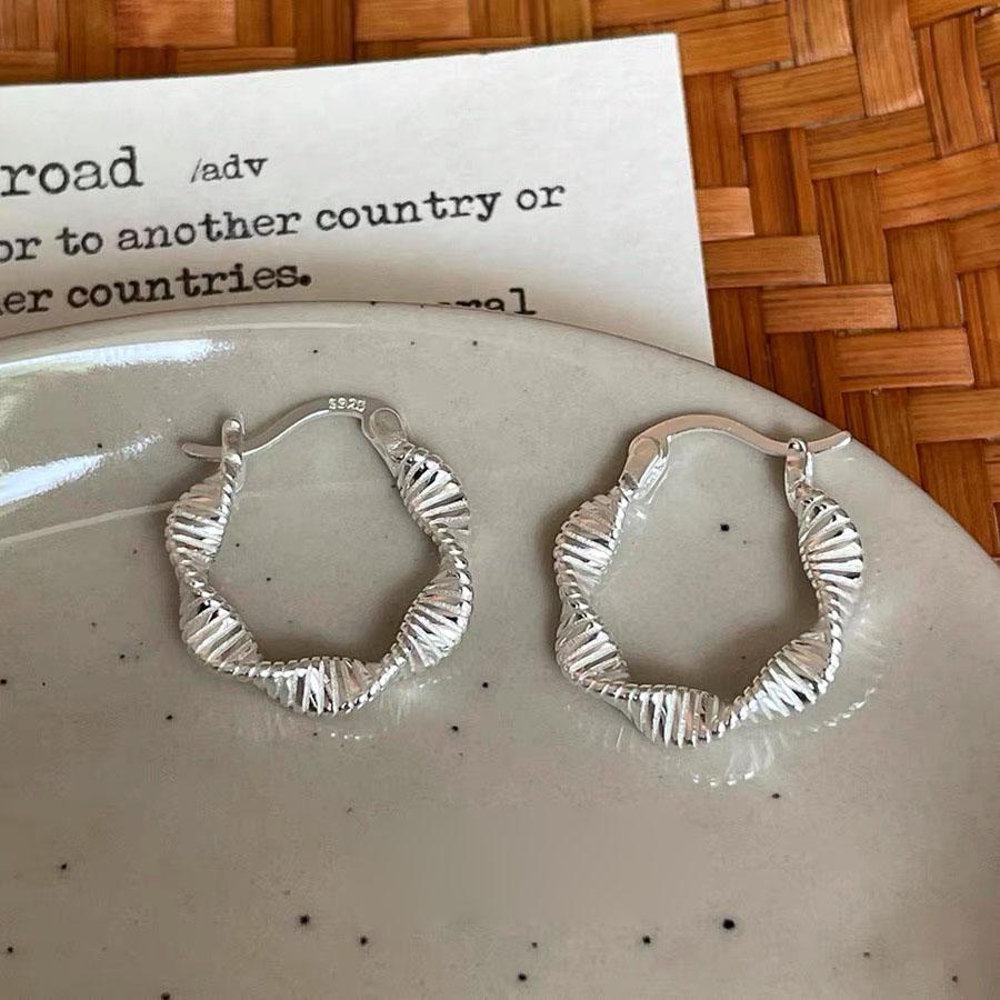 BF CLUB 925 Sterling Silver Wave Line Earrings For Women Girl Sexy Fashion Trendy Jewelry Gift Party Wedding pendientes
BF CLUB 925 Sterling Silver Wave Line Earrings For Women Girl Sexy Fashion Trendy Jewelry Gift Party Wedding pendientes