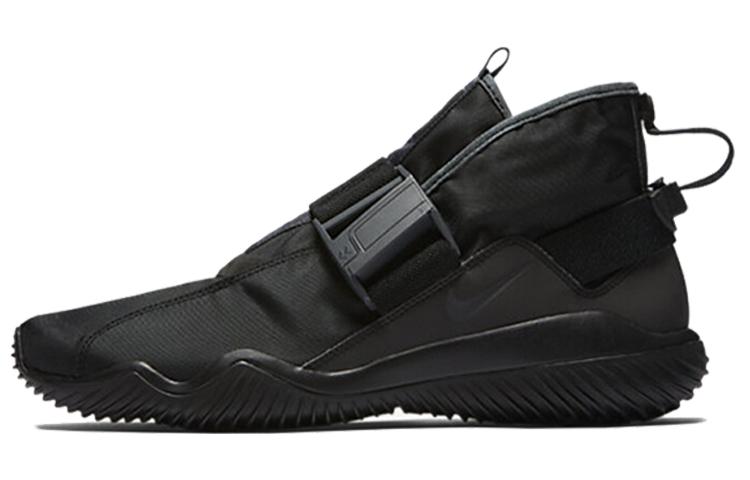 Nike Komyuter Se Triple Black AA0531-001 45
Nike Komyuter Se Triple Black AA0531-001 45