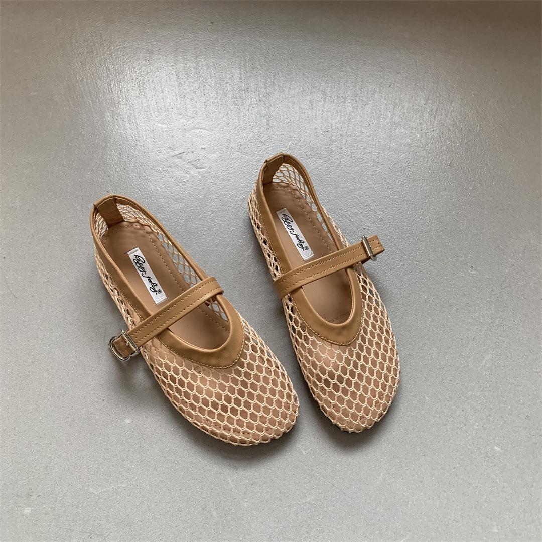 Fashion Breathable Air Mesh Flats Woman Lace Belt Buckle Shoes Ladies Hollow Out Mary Janes Summer Barefoot Lofers Femmes Grid Ballets 37
Fashion Breathable Air Mesh Flats Woman Lace Belt Buckle Shoes Ladies Hollow Out Mary Janes Summer Barefoot Lofers Femmes Grid Ballets 37