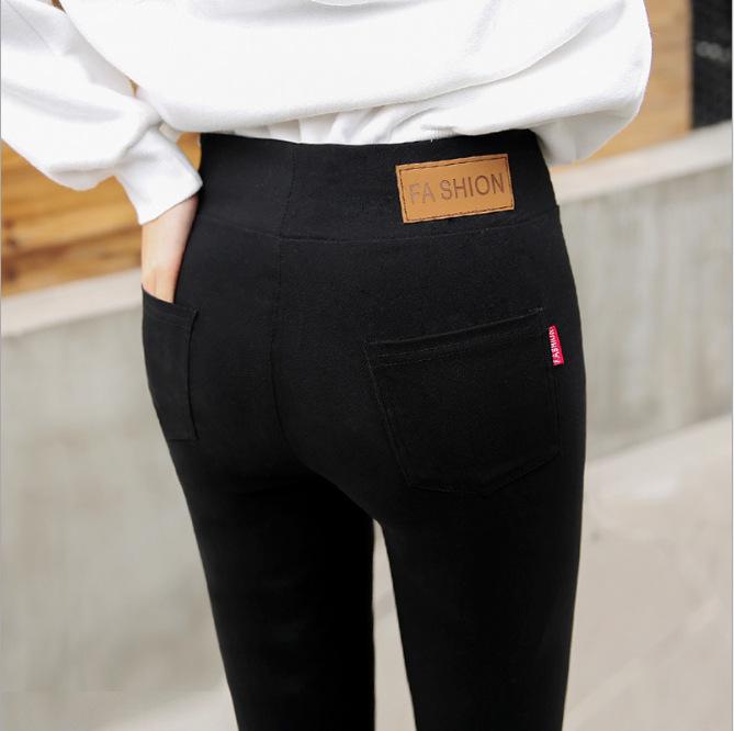 Леггинсы больших размеров с высокой талией - Весенне-осенний стиль для женщин S 70-80 lbs чёрный
Леггинсы больших размеров с высокой талией - Весенне-осенний стиль для женщин S 70-80 lbs чёрный