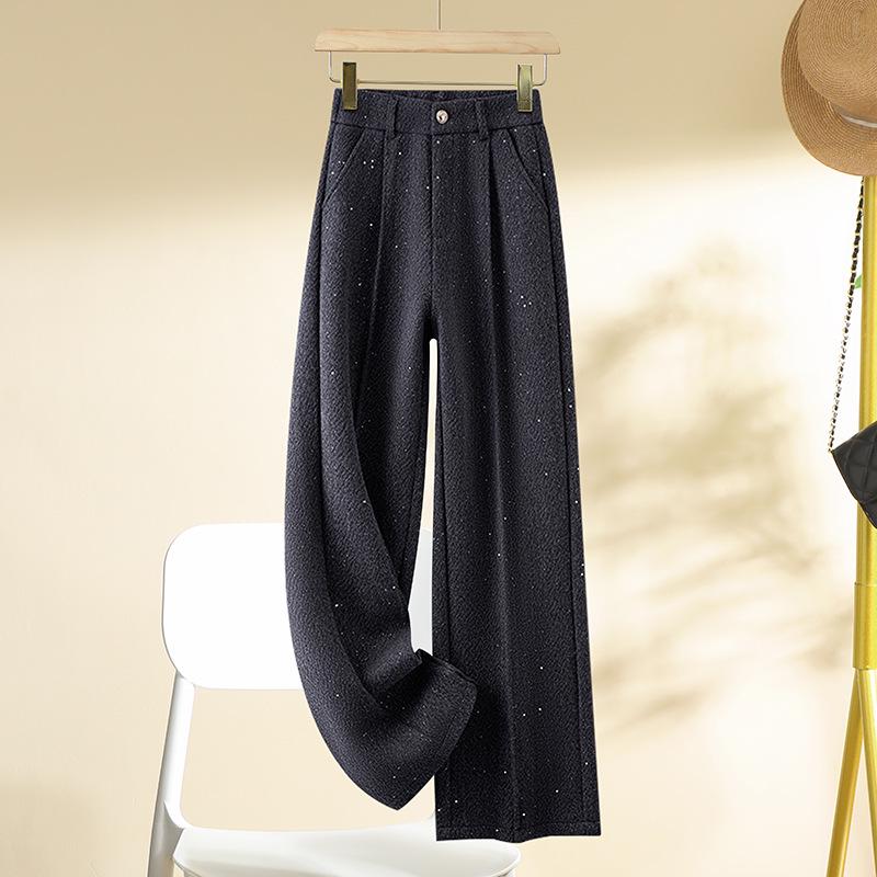 French-Style Sparkly Velvet Outerwear & Light Luxury Long Casual Pants 30 for 125-135 lbs
French-Style Sparkly Velvet Outerwear & Light Luxury Long Casual Pants 30 for 125-135 lbs