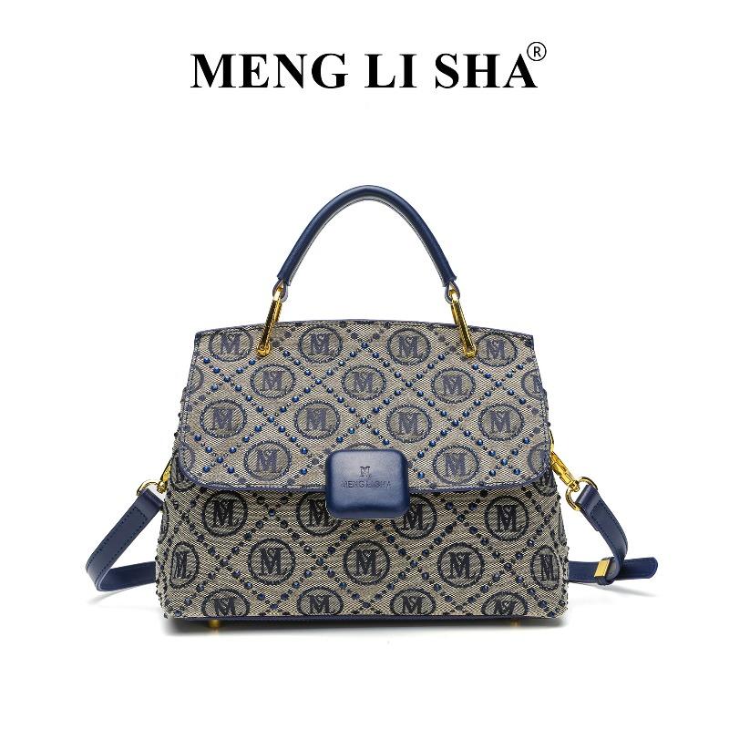 Retro shoulder messenger bag new commuter fashion women s bag casual versatile portable tote bag синій
Retro shoulder messenger bag new commuter fashion women s bag casual versatile portable tote bag синій