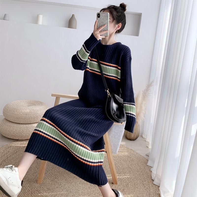 Thickened warm sweater skirt women s autumn and winter lazy loose striped knee thin bottom knitted dress One size fits all Темно-синій
Thickened warm sweater skirt women s autumn and winter lazy loose striped knee thin bottom knitted dress One size fits all Темно-синій
