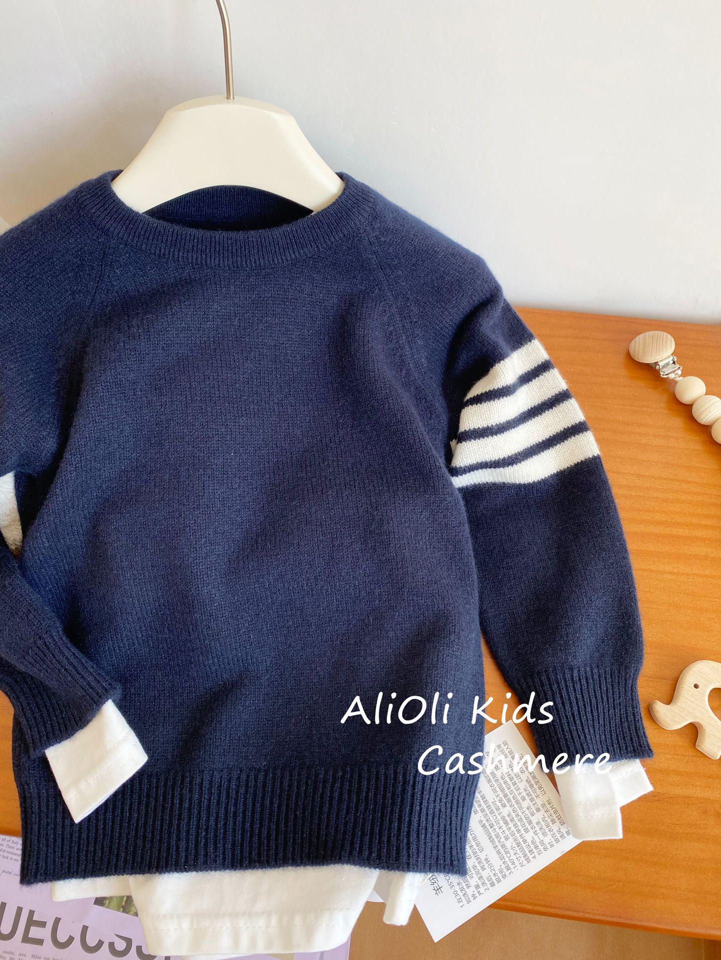 Светр Pengbo Осінь/Зима з кашемірової суміші - М який в язаний пуловер для чоловіків, жінок та дітей 90 cm
Светр Pengbo Осінь/Зима з кашемірової суміші - М який в язаний пуловер для чоловіків, жінок та дітей 90 cm