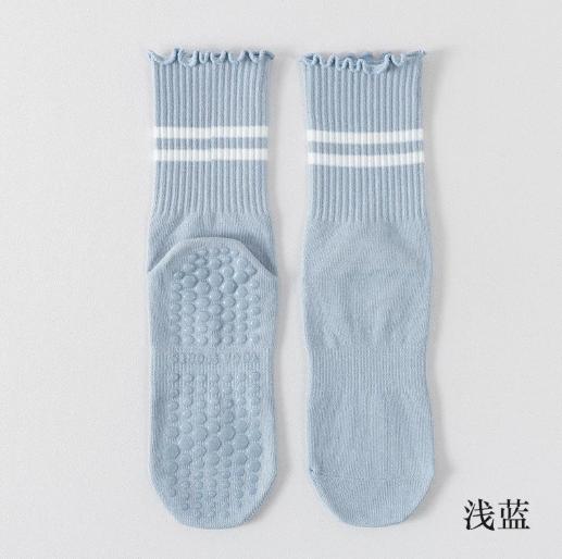 1 Pair Of Mid Tube Double Bar Striped Yoga Socks Anti Slip Dance Sports Breathable Socks Fitness Pilates Cotton Socks One Size
1 Pair Of Mid Tube Double Bar Striped Yoga Socks Anti Slip Dance Sports Breathable Socks Fitness Pilates Cotton Socks One Size