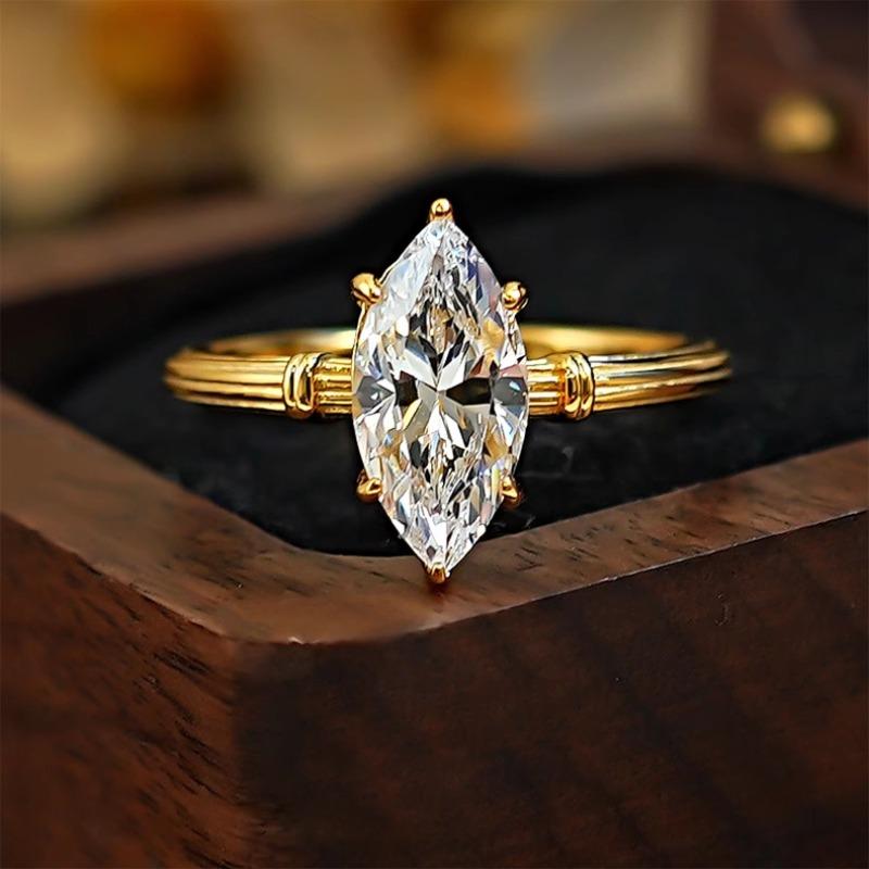 Vintage brushed carved flower inlaid diamond rings for women new in Marquise shape ring exquisite two-piece jewelry gift set resizable
Vintage brushed carved flower inlaid diamond rings for women new in Marquise shape ring exquisite two-piece jewelry gift set resizable