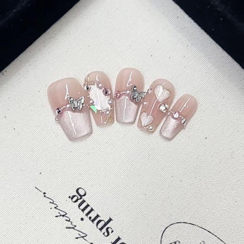 Handmade Reusable Light Therapy Nail Art Patches - Dream Talk Girl Design & Removable Cat Feature Short Ladder-Menghua Girl
Handmade Reusable Light Therapy Nail Art Patches - Dream Talk Girl Design & Removable Cat Feature Short Ladder-Menghua Girl