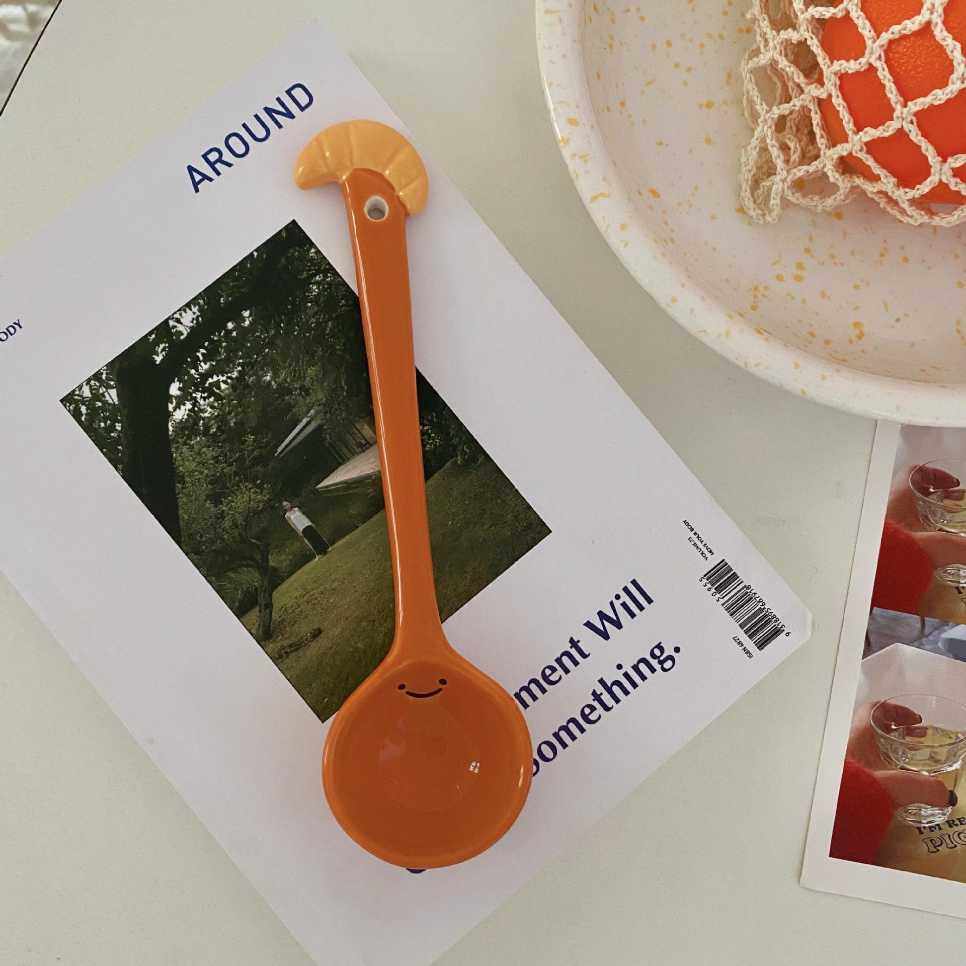 3D Bread-Shaped Ceramic Spoon - High-Value Cute Cartoon Design for Soup and Rice Eating
3D Bread-Shaped Ceramic Spoon - High-Value Cute Cartoon Design for Soup and Rice Eating