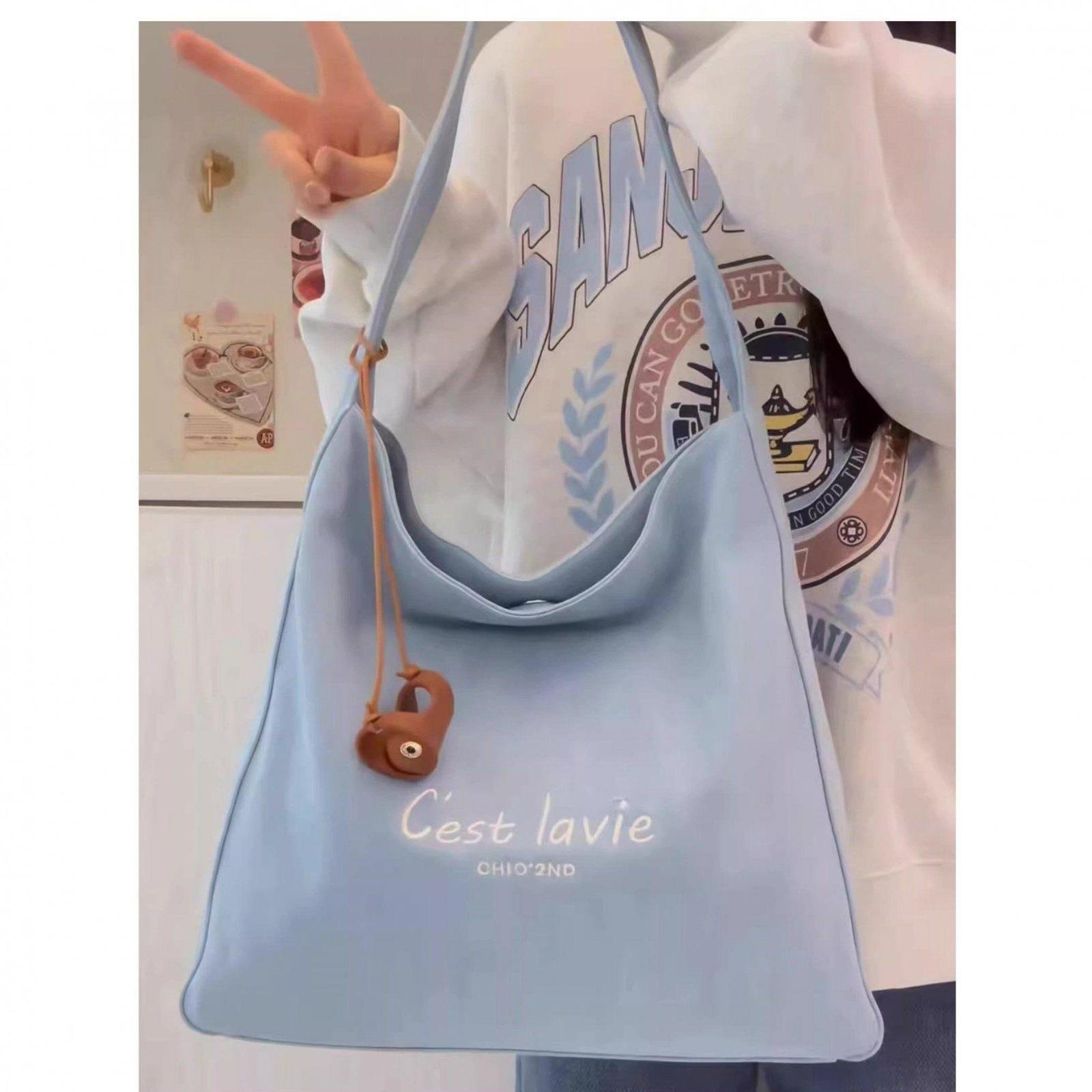 Casual Denim Tote Bag - Single Shoulder Strap - Suitable for Commuting and Studying, with A Laptop Compartment. синий
Casual Denim Tote Bag - Single Shoulder Strap - Suitable for Commuting and Studying, with A Laptop Compartment. синий