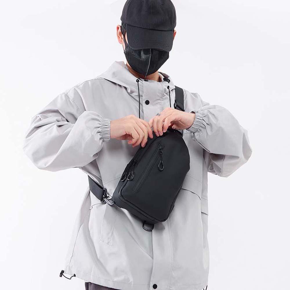 Adjustable Strap Men s Chest Bag Anti-splash Water Sports Walking Bag Outdoor Waist Bag Jogging чорний
Adjustable Strap Men s Chest Bag Anti-splash Water Sports Walking Bag Outdoor Waist Bag Jogging чорний