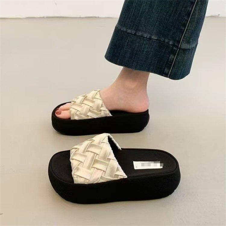 New Style Sandals and Women s Shoes, Also Available As Slippers. 40 бежевий
New Style Sandals and Women s Shoes, Also Available As Slippers. 40 бежевий