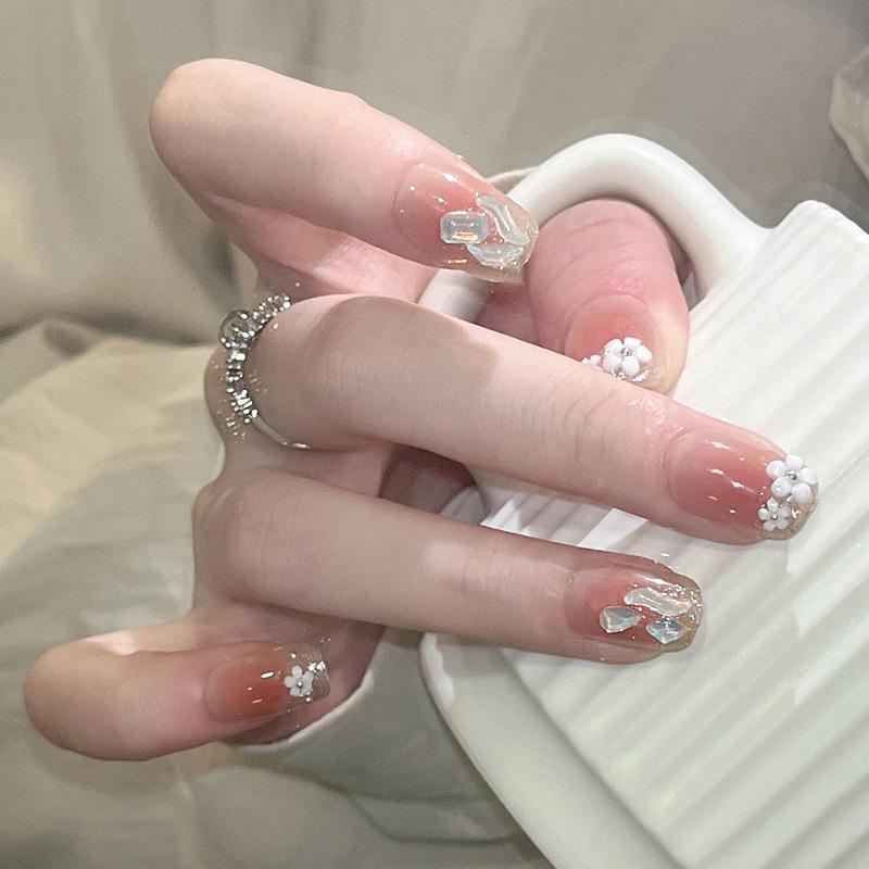 Sweet Blush Floral Press-On Nails: Wearable Spring/Summer Nail Stickers - 24 Finished Pieces Glue Kit
Sweet Blush Floral Press-On Nails: Wearable Spring/Summer Nail Stickers - 24 Finished Pieces Glue Kit