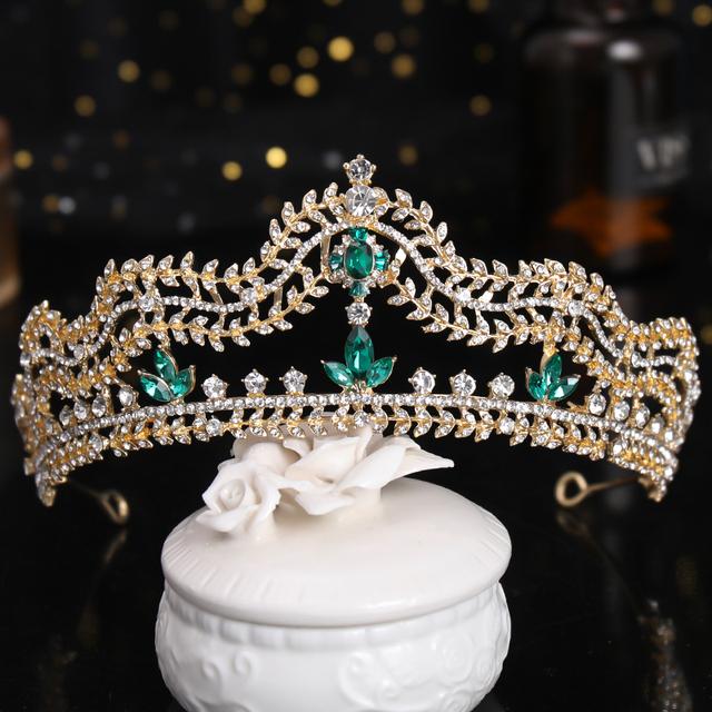 Новые хрустальные короны со стразами и украшениями, а также короны, женские аксессуары для волос, свадебные украшения для волос невесты, головной убор для вечеринки по случаю дня рождения зелёный
Новые хрустальные короны со стразами и украшениями, а также короны, женские аксессуары для волос, свадебные украшения для волос невесты, головной убор для вечеринки по случаю дня рождения зелёный