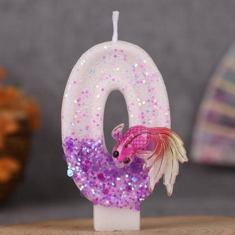 Градиентно-розовый и фиолетовый золотые рыбки цифровая свеча ручной работы для украшения торта на первый день рождения DIY 0-9 0
Градиентно-розовый и фиолетовый золотые рыбки цифровая свеча ручной работы для украшения торта на первый день рождения DIY 0-9 0