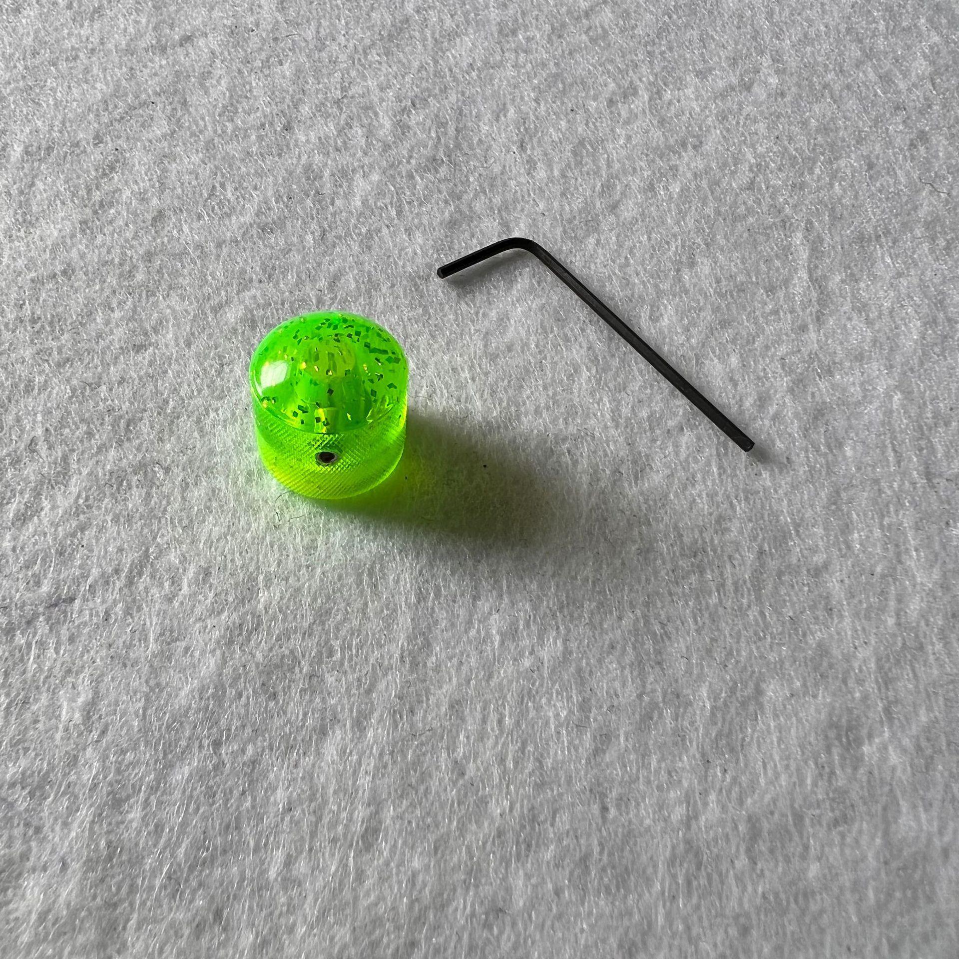 Electric Guitar Plastic Volume and Bass String Knob with Hole and Switch Cap
Electric Guitar Plastic Volume and Bass String Knob with Hole and Switch Cap