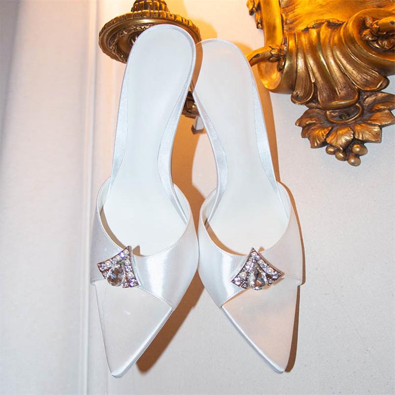 Pesstwei Fashion Crystal Pointed Toe Slippers Women Thin High Heels Slide Shoes Sandals Summer Party Dress Zapatos De Mujer 34 белый
Pesstwei Fashion Crystal Pointed Toe Slippers Women Thin High Heels Slide Shoes Sandals Summer Party Dress Zapatos De Mujer 34 белый