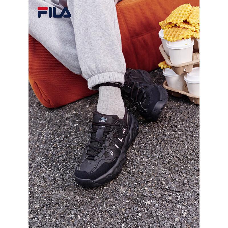 FILA Men s Waffle Dad Shoes M
FILA Men s Waffle Dad Shoes M