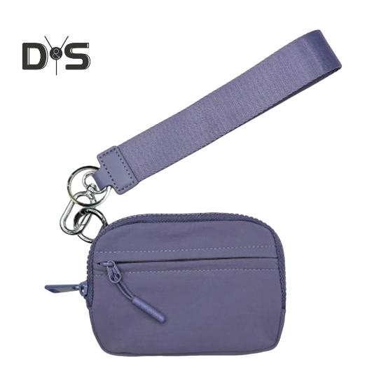 Многофункциональная дамская сумочка-кошелек со съемным карабином, гладкая застежка-молния, легкий сменный чехол для телефона, помады, держатель для карт фиолетовый
Многофункциональная дамская сумочка-кошелек со съемным карабином, гладкая застежка-молния, легкий сменный чехол для телефона, помады, держатель для карт фиолетовый
