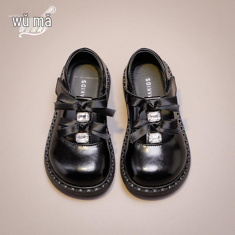 Wuma Girls Princess Bow Leather Shoes - 2025 Spring/Autumn Collection Size 30, approx. 19.4 cm length чорний
Wuma Girls Princess Bow Leather Shoes - 2025 Spring/Autumn Collection Size 30, approx. 19.4 cm length чорний