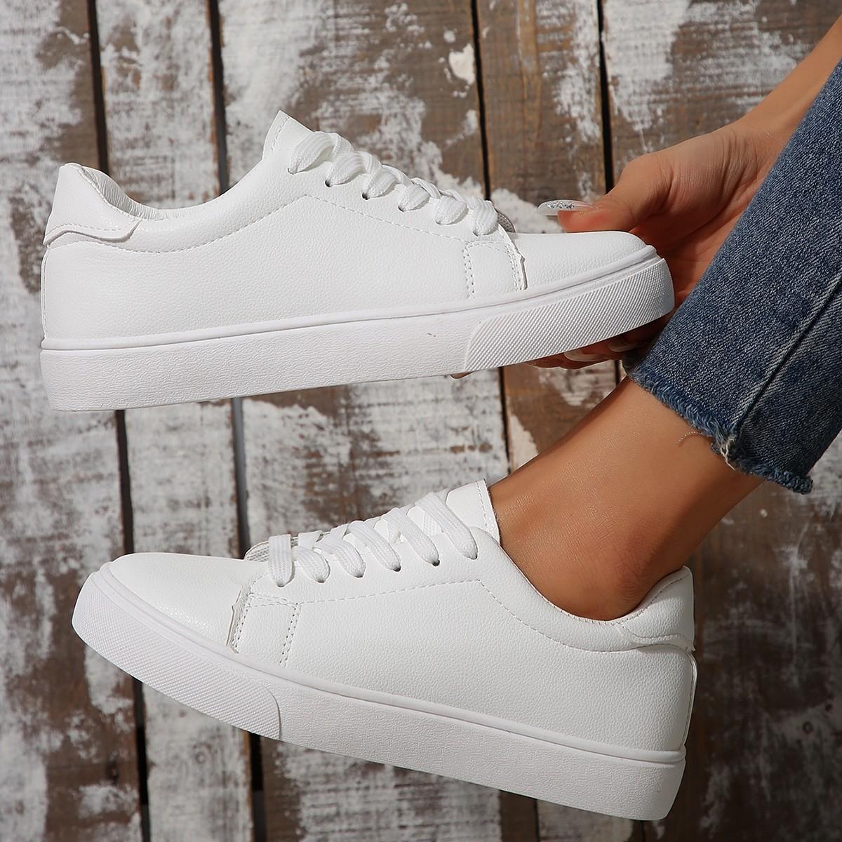 Large size flat white shoes women s 2024 autumn new lace-up Korean version low-top board shoes foreign trade casual sports shoes batch 35 білий
Large size flat white shoes women s 2024 autumn new lace-up Korean version low-top board shoes foreign trade casual sports shoes batch 35 білий