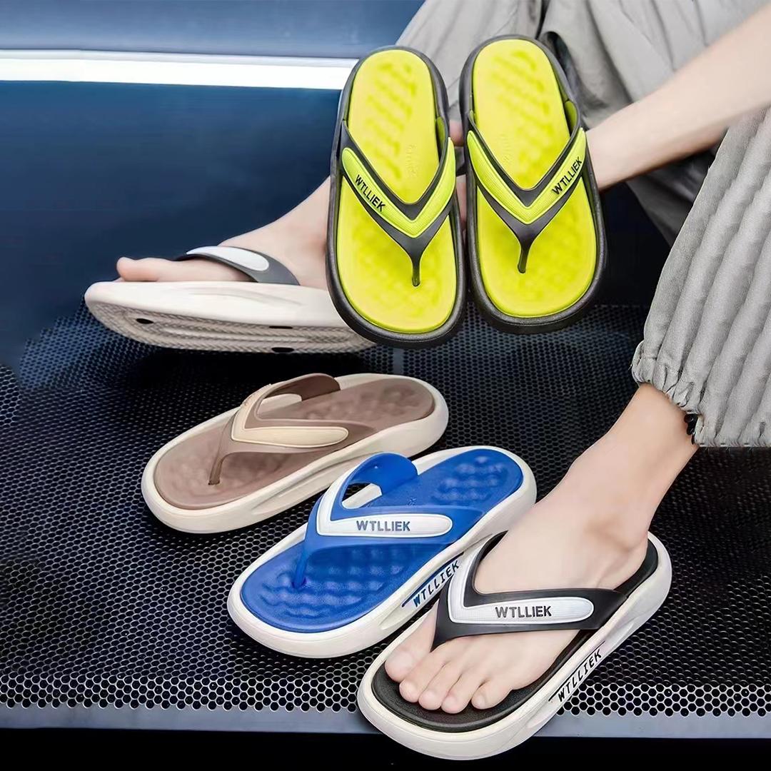 Men s Summer Beach Sandals Non-Slip Thick Sole Home House Chappals Trendy Comfortable Wholesale Flip Flops Slippers for Men 40-45
Men s Summer Beach Sandals Non-Slip Thick Sole Home House Chappals Trendy Comfortable Wholesale Flip Flops Slippers for Men 40-45