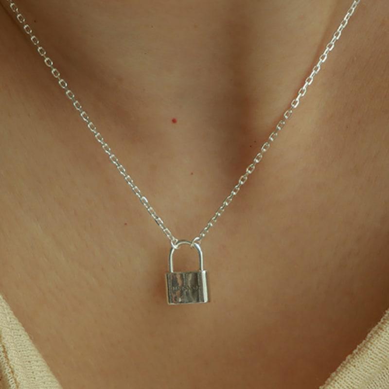 Less is more silver locking necklace free
Less is more silver locking necklace free