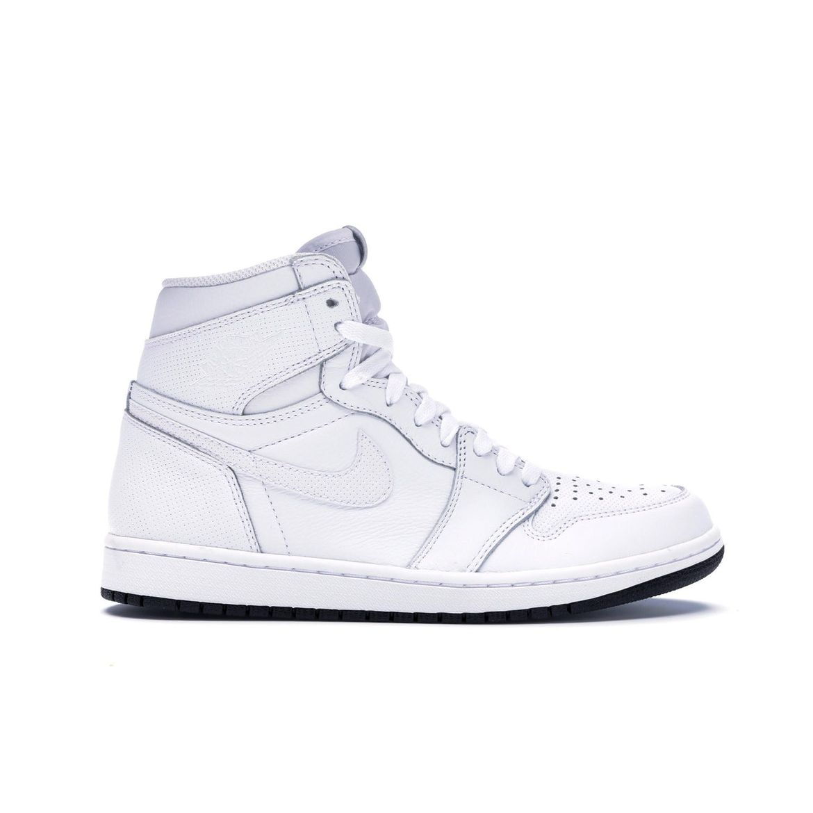 Мужские кроссовки Air Jordan 1 Retro High OG White Perforated Бело-Черные 555088-100
Мужские кроссовки Air Jordan 1 Retro High OG White Perforated Бело-Черные 555088-100