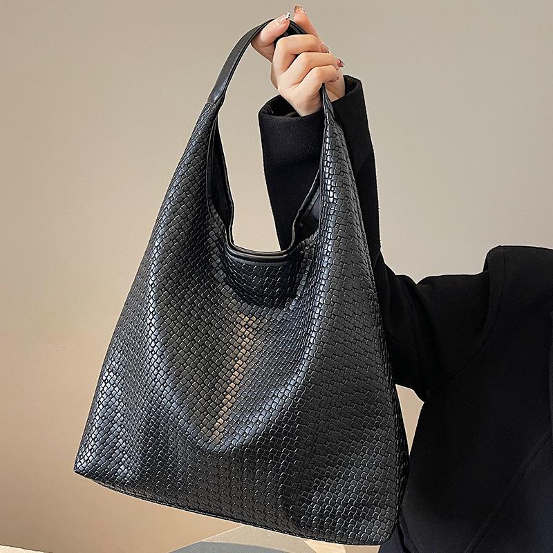 2025 fashion fashion retro woven commuter tote bag niche design armpit bag women s large capacity shoulder bag хаки
2025 fashion fashion retro woven commuter tote bag niche design armpit bag women s large capacity shoulder bag хаки