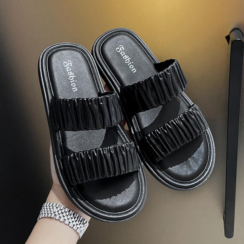 New pleated slippers women s summer wear two with fashion and leisure thick-bottomed non-slip beach cool slippers 40/41 білий
New pleated slippers women s summer wear two with fashion and leisure thick-bottomed non-slip beach cool slippers 40/41 білий
