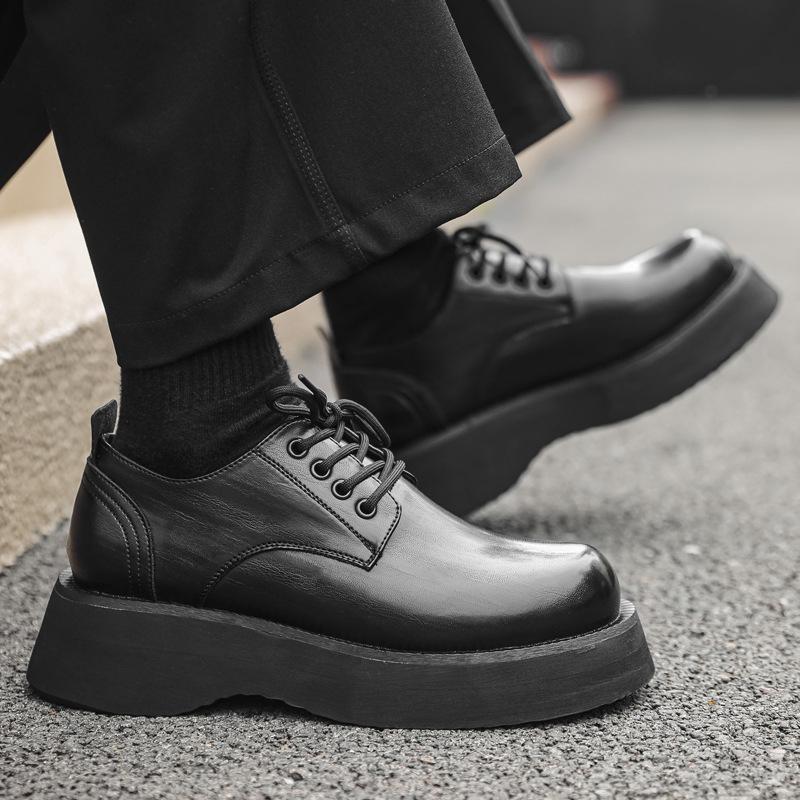 2024 new thick-soled men s casual leather shoes big head heightening niche black versatile trend small leather shoes 2881-J 44 світло-коричневого кольору
2024 new thick-soled men s casual leather shoes big head heightening niche black versatile trend small leather shoes 2881-J 44 світло-коричневого кольору
