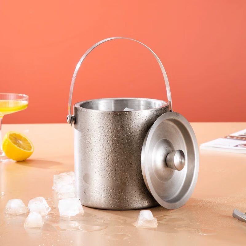 Portable 304 Stainless Steel Double-Layer Ice Bucket
Portable 304 Stainless Steel Double-Layer Ice Bucket