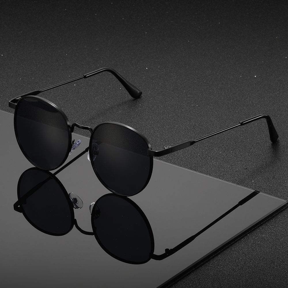 1PC classic small-frame oval stylish black sunglasses, outdoor accessories, beach accessories, unisex
1PC classic small-frame oval stylish black sunglasses, outdoor accessories, beach accessories, unisex