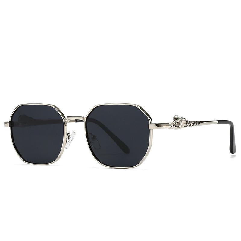 2026 Fashion Brand Luxury Designer Sunglasses Men Women Leopard Vintage New Trendy Shades Glasses Elegant Cute Travel Sunglasses
2026 Fashion Brand Luxury Designer Sunglasses Men Women Leopard Vintage New Trendy Shades Glasses Elegant Cute Travel Sunglasses