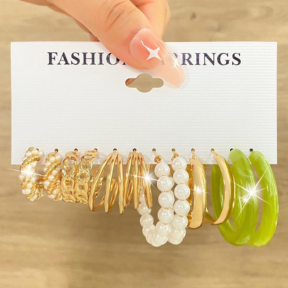 Модные серьги-кольца металлического золотого цвета для женщин, гламурные винтажные массивные ювелирные изделия
Модные серьги-кольца металлического золотого цвета для женщин, гламурные винтажные массивные ювелирные изделия