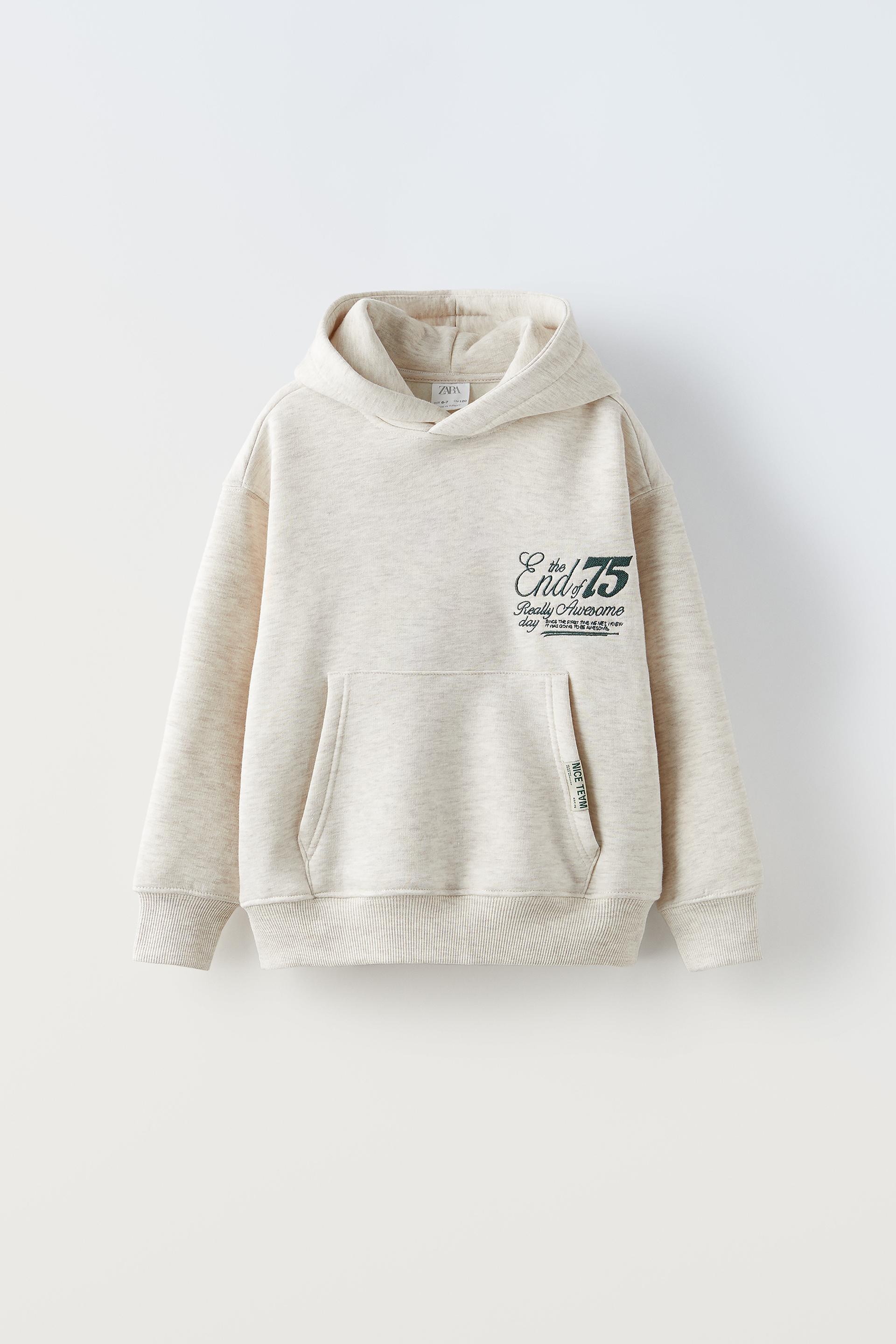 СВИТШОТ С ВЫШИВКОЙ
СВИТШОТ С ВЫШИВКОЙ