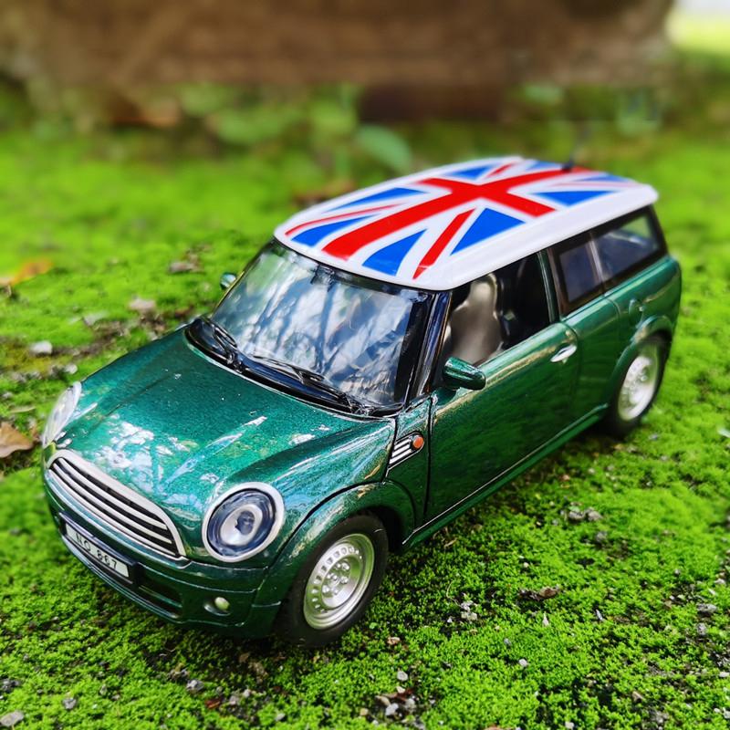 1:32 игрушечная машина Mini Countryman, литая под давлением металлическая модель автомобиля из сплава для MINI Coopers, модель с откатом, игрушечный транспорт, миниатюрные весы
1:32 игрушечная машина Mini Countryman, литая под давлением металлическая модель автомобиля из сплава для MINI Coopers, модель с откатом, игрушечный транспорт, миниатюрные весы
