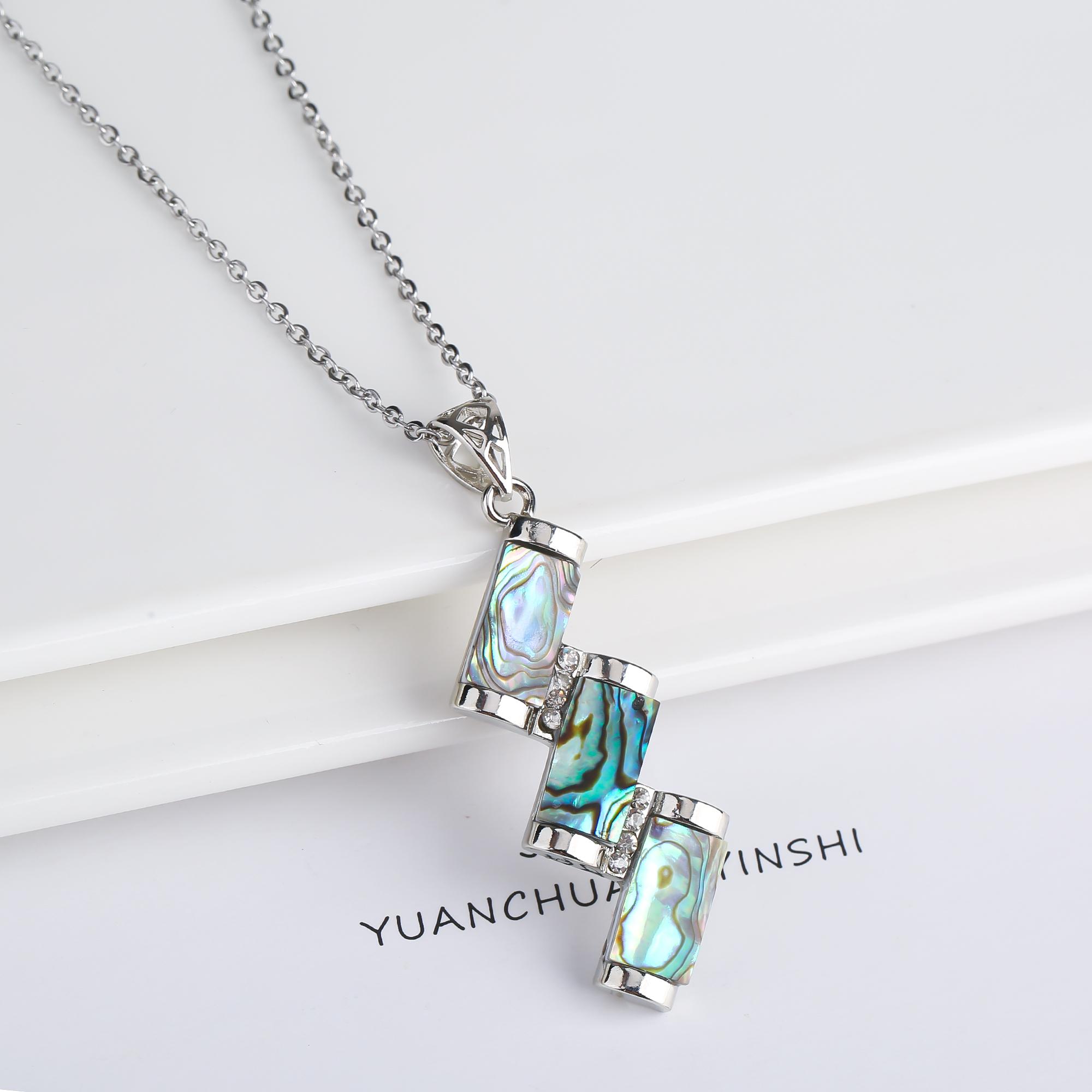 High Quality Oval Natural Seashell Mother Head Pearl Tree Of Life Pendant For Women Copper Choker Necklace Creative Zircon Gift
High Quality Oval Natural Seashell Mother Head Pearl Tree Of Life Pendant For Women Copper Choker Necklace Creative Zircon Gift