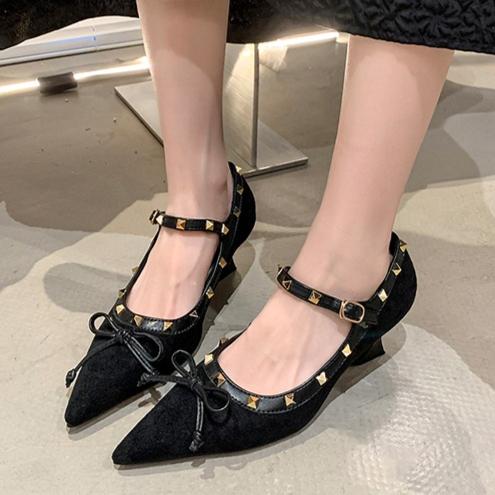 Wedge Single Fall New Pointed Toe Shallow Suede Slip Strap Rivet Anti-Slip Wear-Resistant Kitten Heels 40 чорний
Wedge Single Fall New Pointed Toe Shallow Suede Slip Strap Rivet Anti-Slip Wear-Resistant Kitten Heels 40 чорний