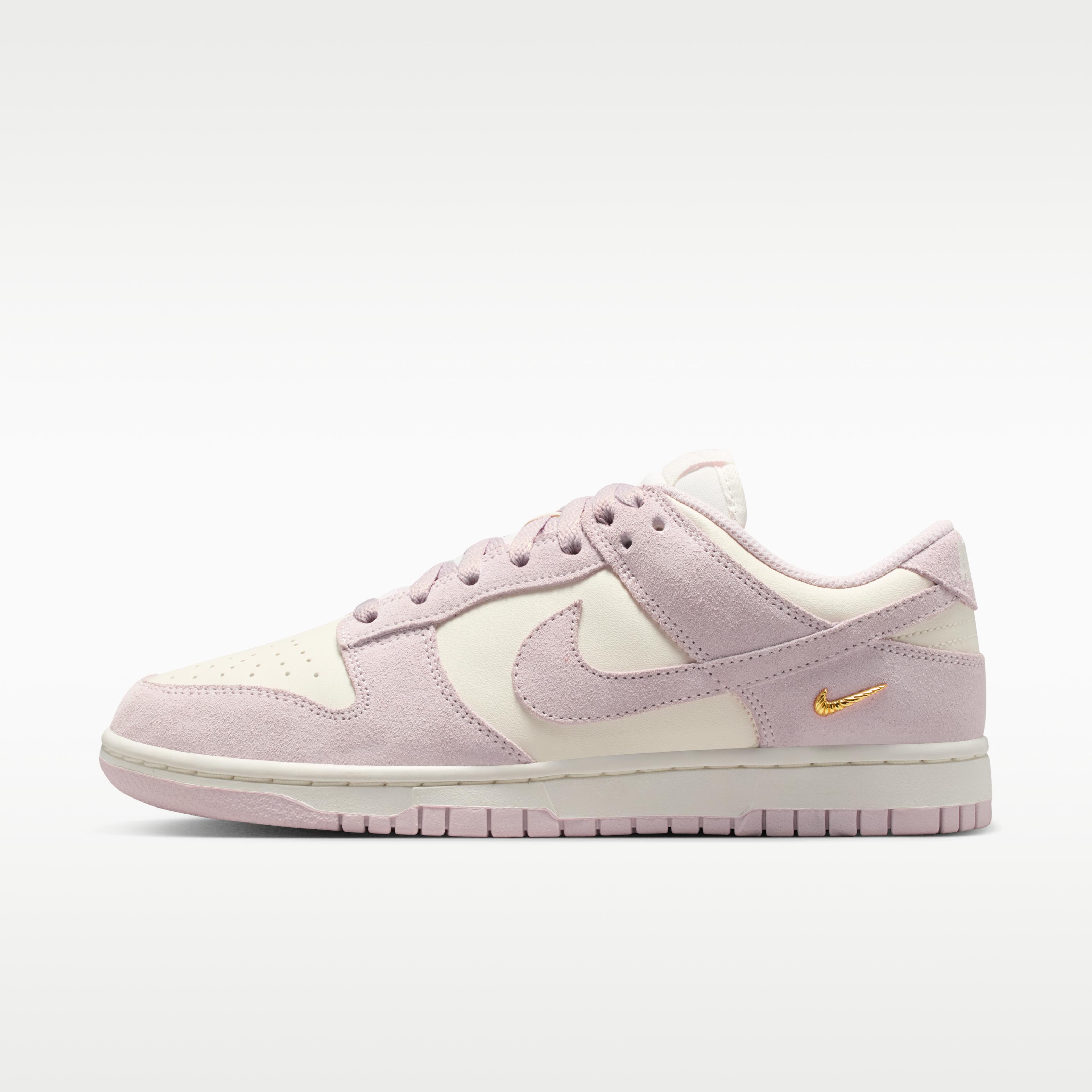 Nike Dunk Low Sail Pearl Pink (Women s) 36.5
Nike Dunk Low Sail Pearl Pink (Women s) 36.5