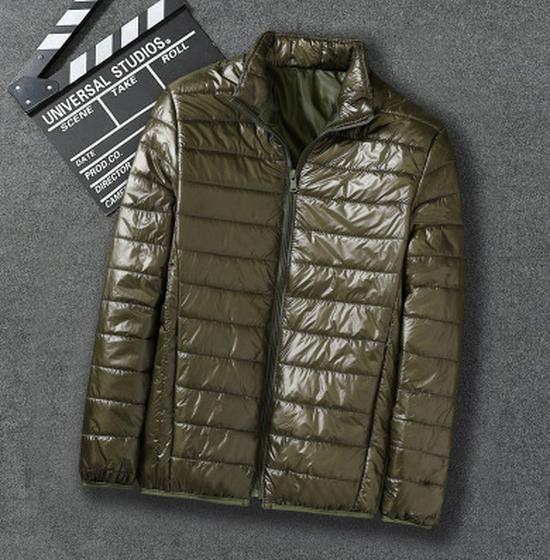 Мужская легкая хлопковая куртка с воротником-стойкой на зиму 2023 года - от большого до плюс размера 5XL
Мужская легкая хлопковая куртка с воротником-стойкой на зиму 2023 года - от большого до плюс размера 5XL