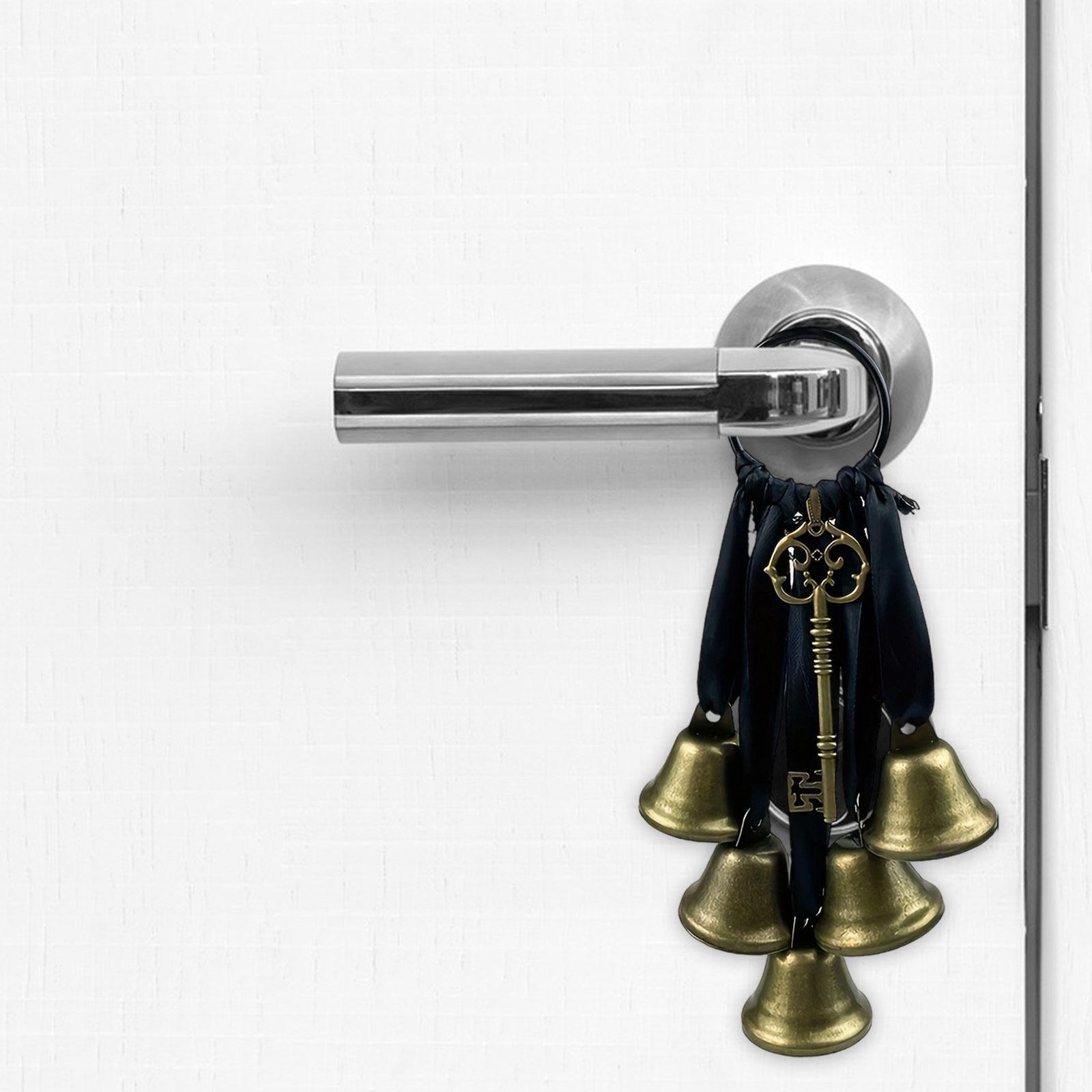 Handmade Witch Bells for Door Knob Wind Chime Pagan Pendant Home Protection Witch Decor for Indoor Outdoor чорний
Handmade Witch Bells for Door Knob Wind Chime Pagan Pendant Home Protection Witch Decor for Indoor Outdoor чорний